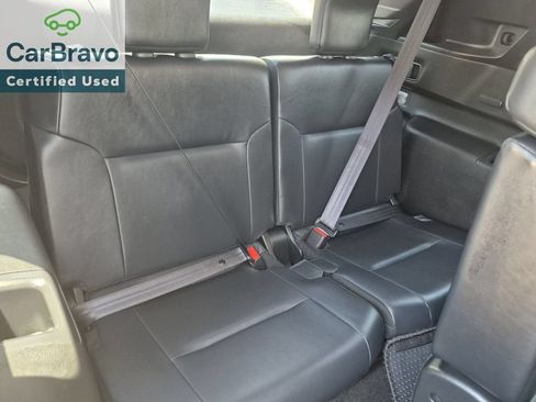 Used 2024 Mitsubishi Outlander SE Black Edition FWD image 14