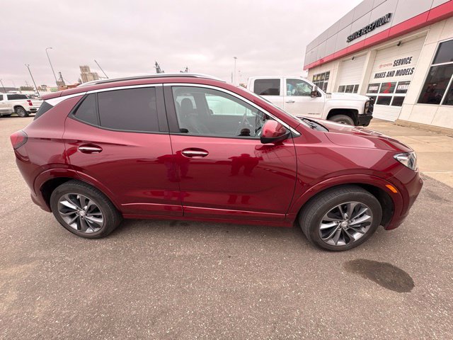 Used 2023 Buick Encore GX Select w/ Sport Touring Package AWD/4WD image 4
