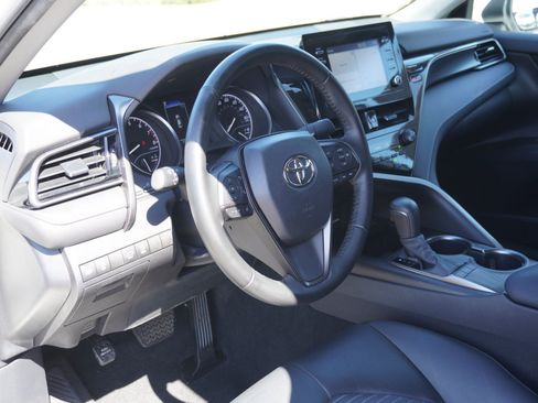 Used 2023 Toyota Camry SE FWD image 17