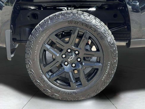 Used 2022 Chevrolet Silverado 1500 LT Trail Boss AWD/4WD image 69