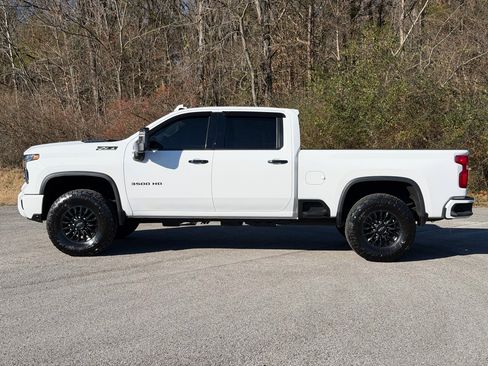 Used 2024 Chevrolet Silverado 3500 LTZ w/ LTZ Plus Package image 5