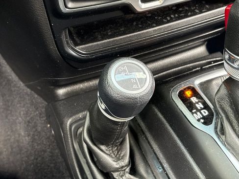 Used 2022 Jeep Wrangler Unlimited Sport AWD/4WD image 21