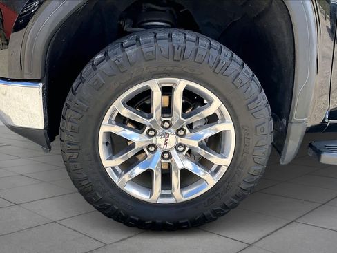 Used 2020 GMC Sierra 1500 SLT RWD image 11