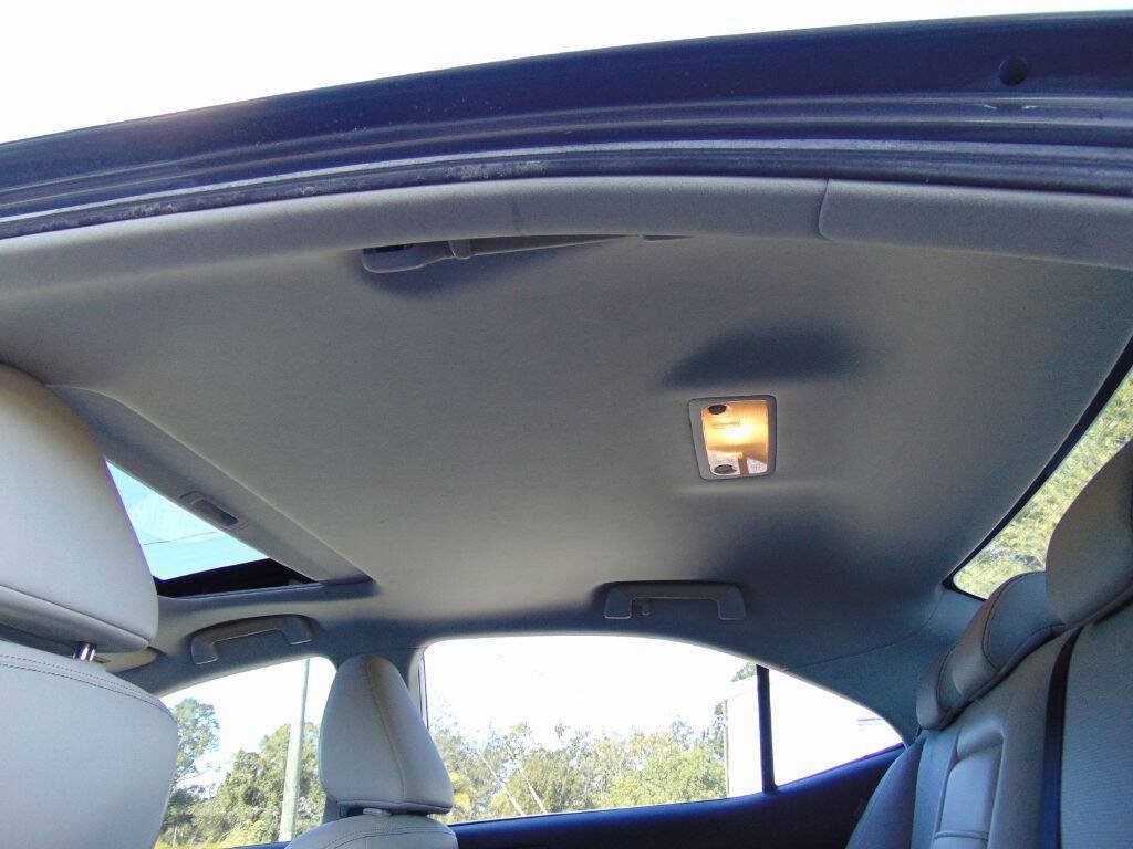 Used 2014 Lexus IS 350 w/ Navigation Package RWD image 21