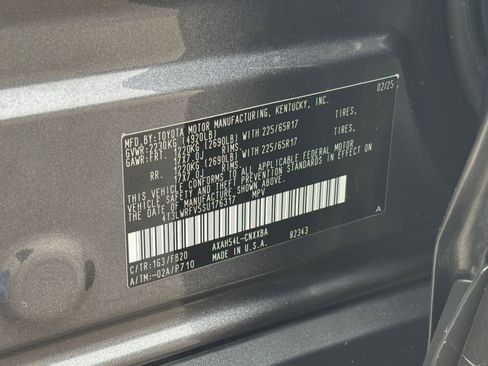 Used 2025 Toyota RAV4 LE image 24