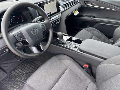 New 2026 Toyota Camry LE image 9