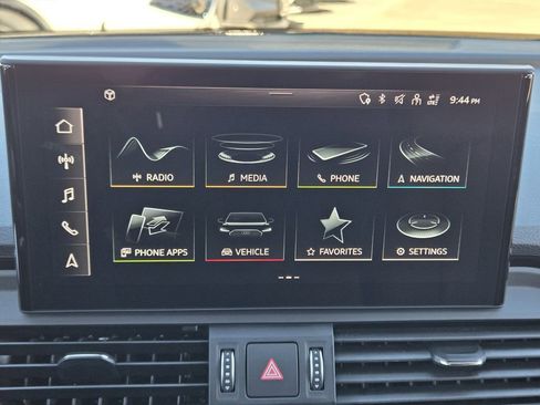 Certified 2023 Audi Q5 2.0T Premium w/ Convenience Package image 20