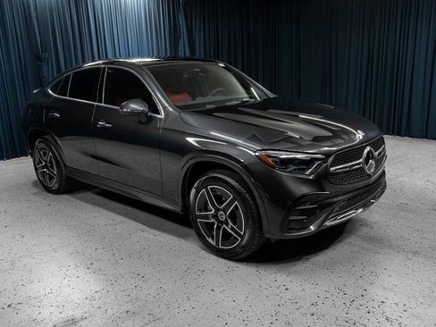 New 2026 Mercedes-Benz GLC 300 4MATIC image 3