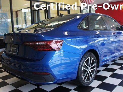 Certified 2023 Volkswagen Jetta Sport image 6