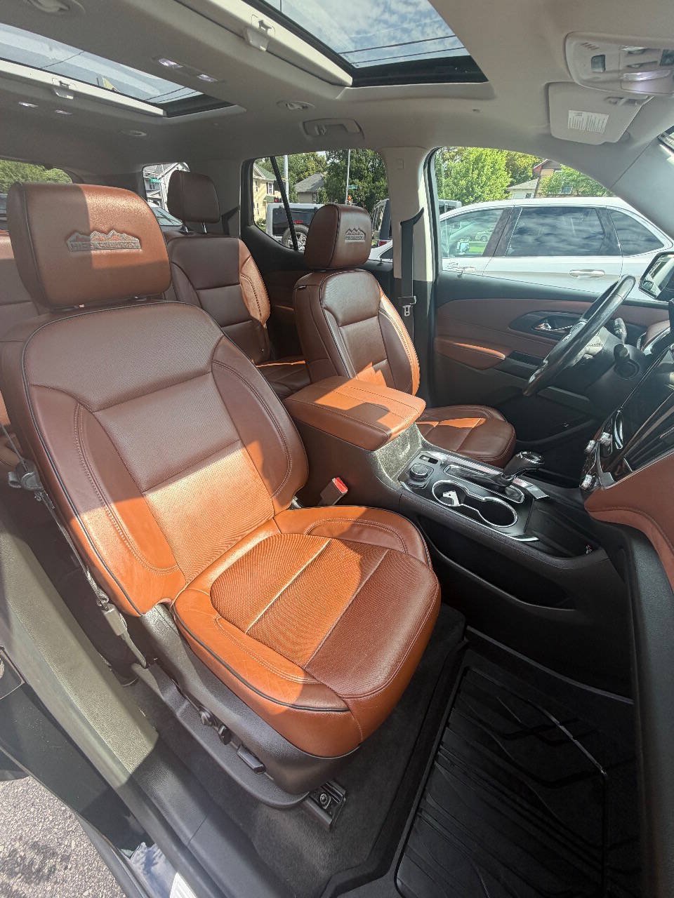 Used 2019 Chevrolet Traverse High Country w/ LPO, Floor Liner Package AWD/4WD image 35