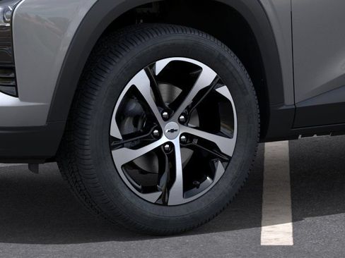 New 2026 Chevrolet Trax RS w/ Sunroof Package FWD image 9