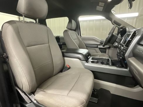 Used 2021 Ford F250 XLT w/ FX4 Off-Road Package image 13