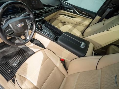 Used 2024 Cadillac Escalade Premium Luxury w/ Performance Package RWD image 7
