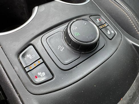 Used 2019 GMC Terrain SLT w/ Preferred Package AWD/4WD image 6