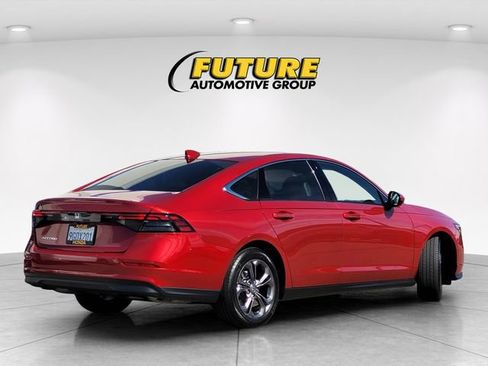 Used 2023 Honda Accord EX image 4