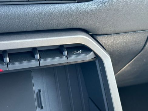 New 2026 Toyota Tundra Limited AWD/4WD image 34
