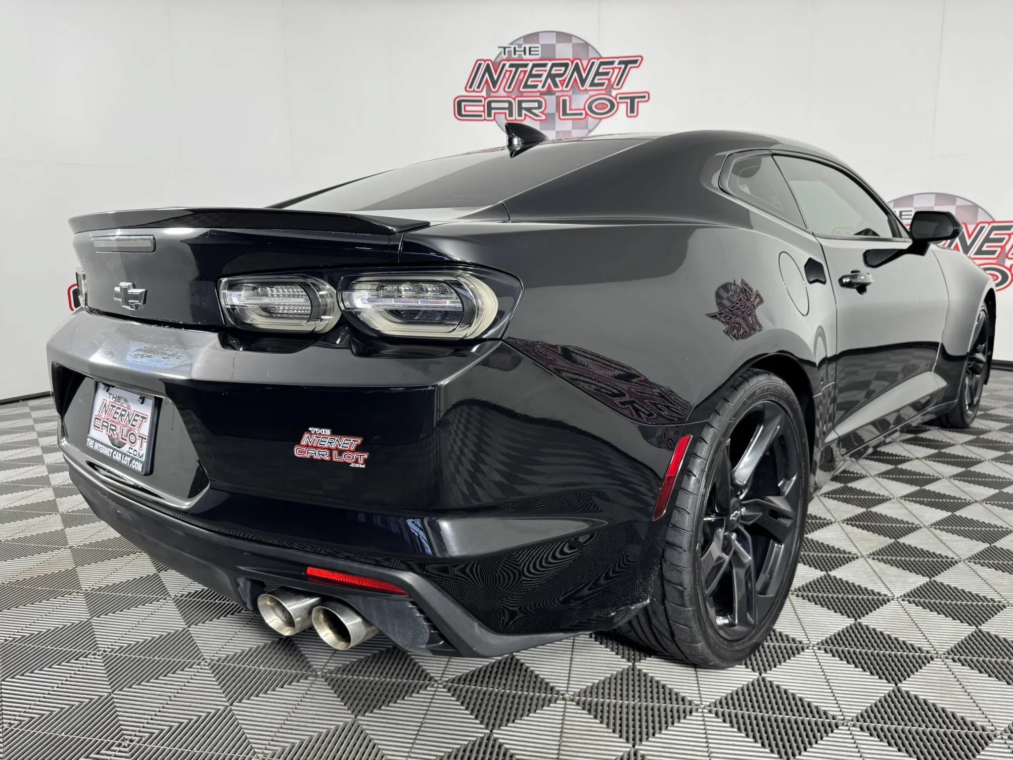 Used 2023 Chevrolet Camaro LT w/ RS Package RWD image 26