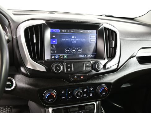 Used 2024 GMC Terrain SLT AWD/4WD image 26