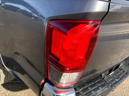 Used 2020 Toyota Tacoma SR5 image 29