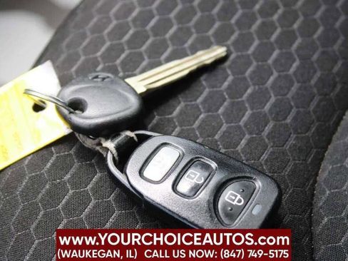 Used 2019 Hyundai Elantra SE w/ Cargo Package image 29