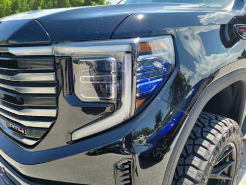 Used 2026 GMC Sierra 1500 AT4 w/ AT4 Premium Package AWD/4WD image 6