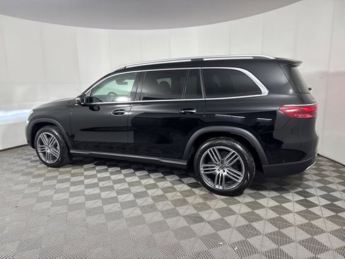 New 2026 Mercedes-Benz GLS 450 4MATIC image 3