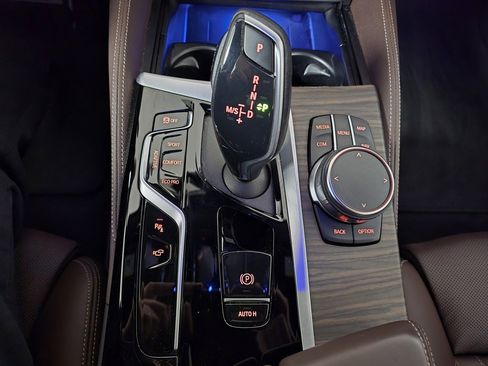 Certified 2023 BMW M550i xDrive w/ Parking Assistance Package image 31