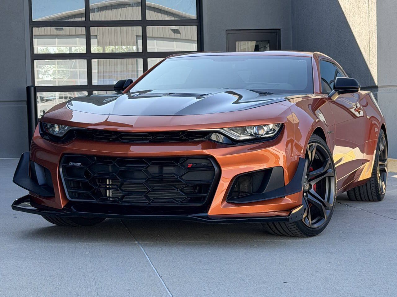 Used 2022 Chevrolet Camaro SS RWD image 3