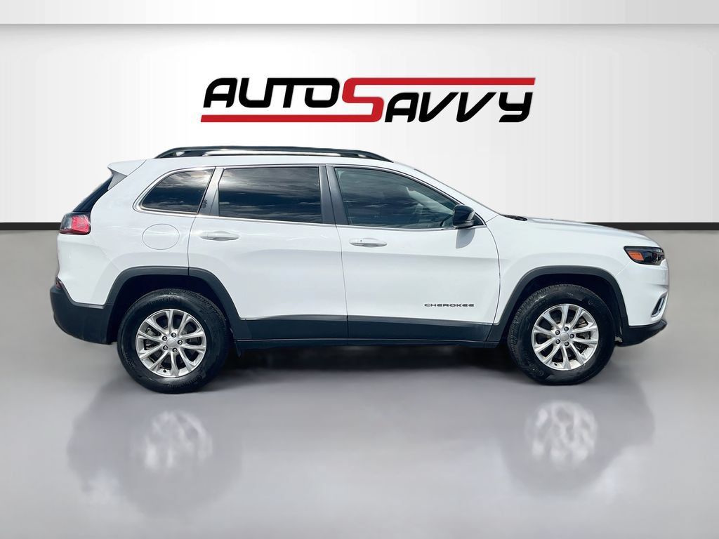 Used 2022 Jeep Cherokee Latitude Lux w/ Sun & Sound Group AWD/4WD image 8