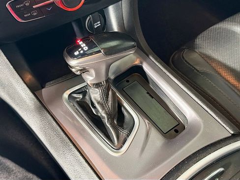 Used 2020 Dodge Charger SXT w/ Leather Interior Group RWD image 15