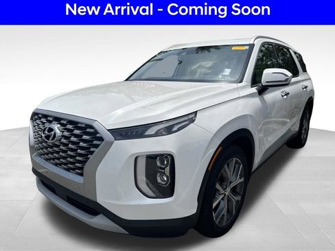 Used 2021 Hyundai Palisade SEL w/ Premium Package FWD image 2