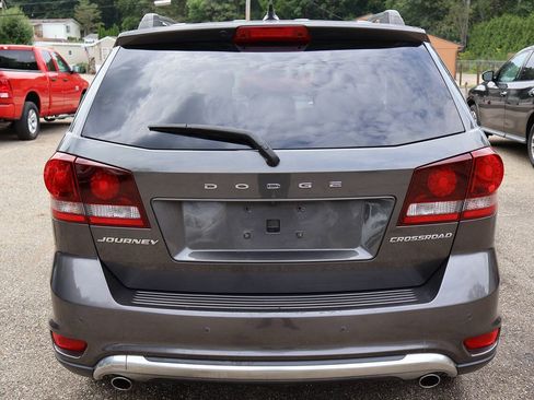 Used 2014 Dodge Journey Crossroad w/ Flexible Seating Group FWD image 8