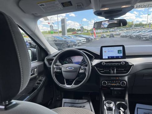 Used 2022 Ford Escape SE w/ Convenience Package AWD/4WD image 15