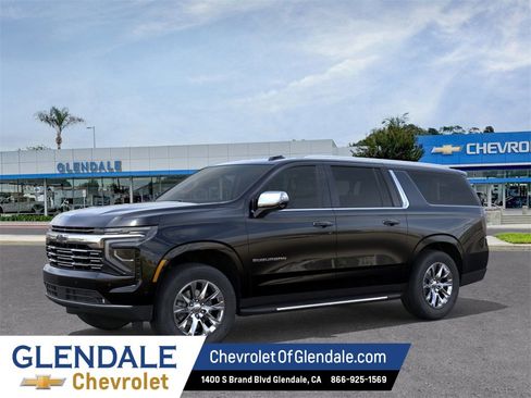 New 2026 Chevrolet Suburban Premier image 2