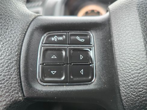 Used 2017 RAM 1500 Express image 20