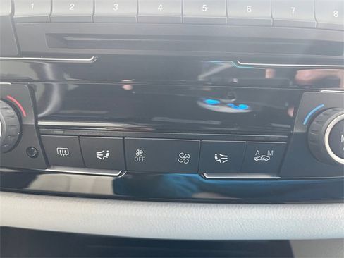 Used 2019 BMW 430i Convertible w/ Convenience Package image 24