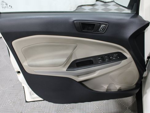 Used 2020 Ford EcoSport S FWD image 6
