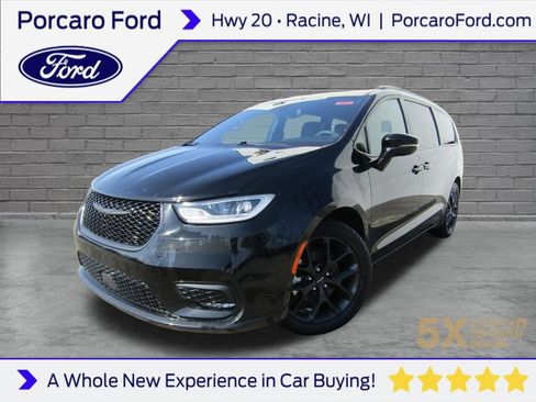 Used 2025 Chrysler Pacifica Limited FWD image 1