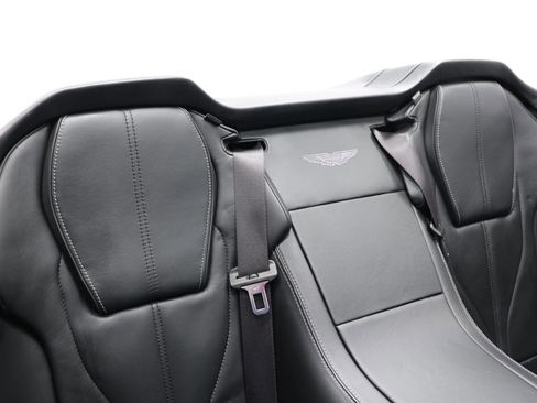 Used 2015 Aston Martin DB9 Volante RWD image 71