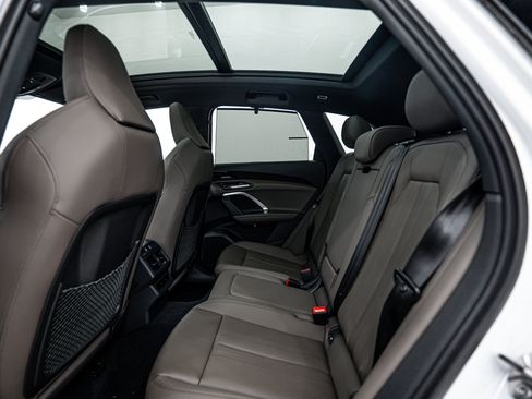 New 2025 Audi Q5 2.0T Premium Plus image 18