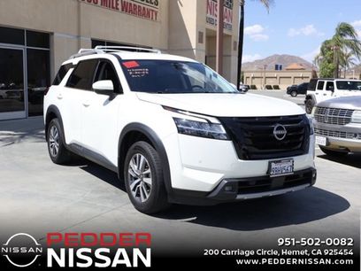 Used 2022 Nissan Pathfinder SL w/ SL Black Package