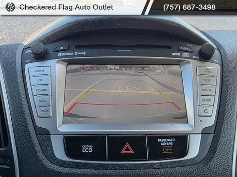 Used 2013 Hyundai Tucson Limited w/ Premium Pkg image 18