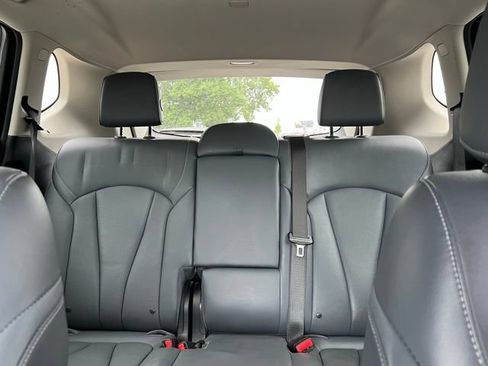 Used 2020 Buick Envision Essence FWD image 22