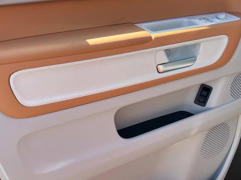 New 2025 Volkswagen ID. Buzz 1st Edition image 11