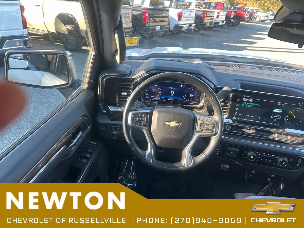 Used 2023 Chevrolet Silverado 1500 LT AWD/4WD image 21