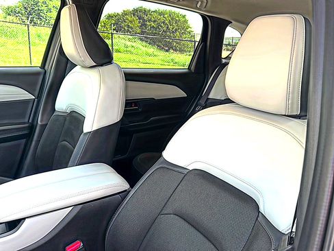 New 2026 MAZDA CX-5 Preferred AWD/4WD image 11