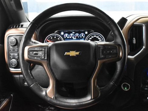Used 2020 Chevrolet Silverado 1500 High Country image 8