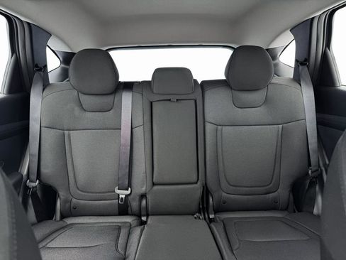 New 2026 Hyundai Tucson SE image 17