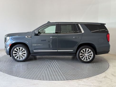 Used 2021 GMC Yukon Denali w/ Denali Premium Package AWD/4WD image 2