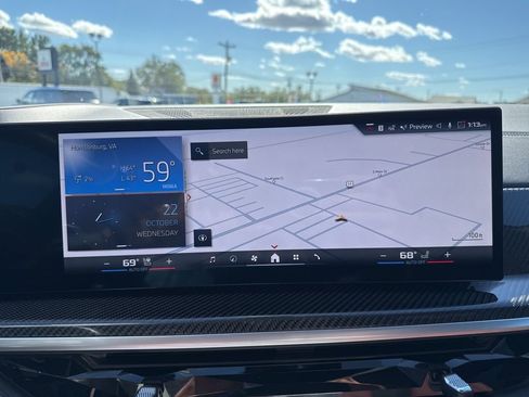 Used 2024 BMW X6 M60i w/ Executive Package image 36